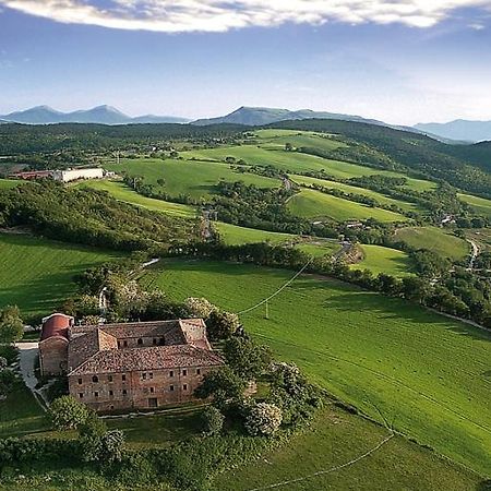 Agriturismo Girolomoni - Locanda Isola del Piano Екстериор снимка